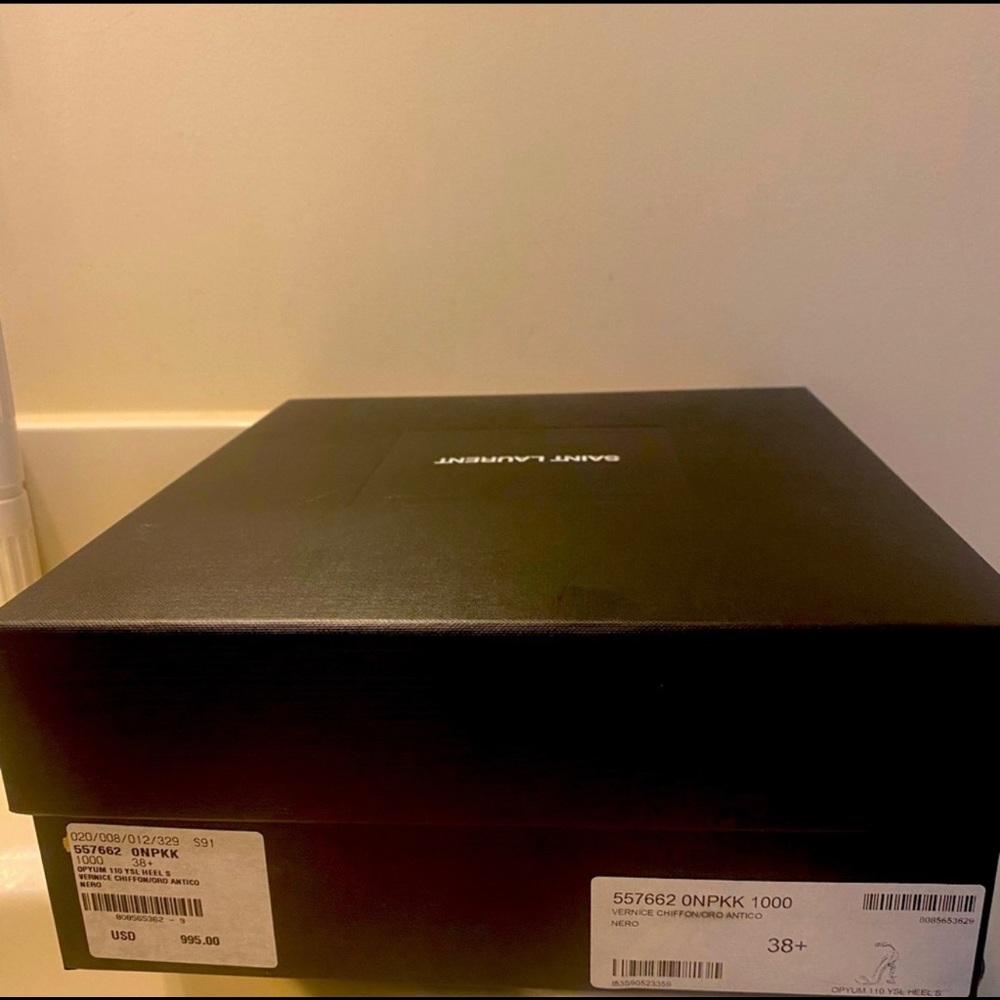 Never Wear Yves Saint Laurent - Picture 3 of 6